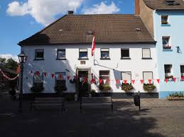 Gewinnen sie mehr kunden mit einem werbeeintrag! Datei Krefeld Denkmal 457 Andreasmarkt 1 Jpg Wikipedia