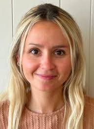 Olivia Warner's Instagram, Twitter & Facebook