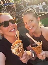 Missing my @tomferry SELFIE this year since the 2020 Success Summit is  virtual. Next year we'll have to take 2! @tomferry . . . . . .  #tomferrysummit2020 #tomferry #virtualsummit #virtualcoaching  #realestatecoach #networking #conference