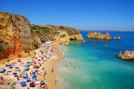 The algarve is the most southerly end of portugal and has more days of sunshine than california! Reisen Nach Algarve Entdecken Sie Algarve Mit Easyvoyage