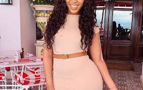 Actress, radio dj thando thabethe who plays the role of nolwazi bulo in the soapy generations this year the thando thabethe women's day netball challenge raised r20 000 for women in need! Sbahle Mpisane Shows Some Major Love To Thando Thabethe Sista Magazine