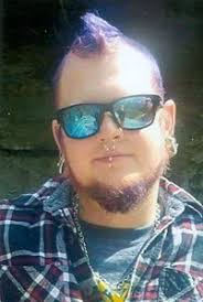 Andrew Proffitt's Instagram, Twitter & Facebook