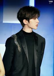 Cai Xukun Pics On Twitter In 2020 Pretty Men Hot Korean Guys Singer