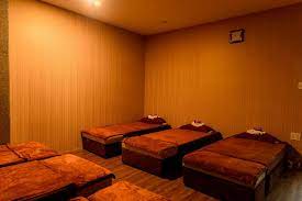 Massaga room com