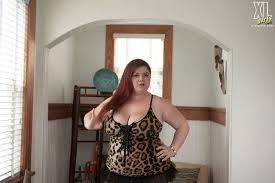 Tasty Ginger - Trinety Guess - BBW - Viva BBW!