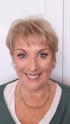 A Family Reunion by Patricia Scanlon #Review