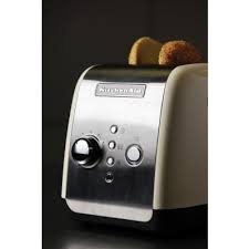 Adjustable shade control dial with 5 shade settings. Argos Product Support For Kitchenaid Classic 2 Slice Toaster White 739 1073