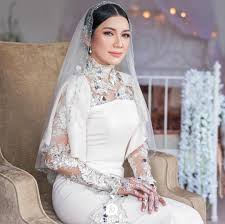 Video nie sesuai la untuk korang yang nak jimat kos. 67 Baju Tunang Terkini Ideas Dresses Fashion Nikah Dress