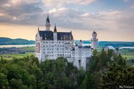 The climb up to it was very gradual and offered some of the most amazing views i had ever seen. Visiting The Bavarian Castles Neuschwanstein Hohenschwangau An Easy Day Trip From Munich My Ticklefeet
