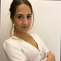 10 "Laura Vinck" profiles