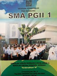 Saat ini berusia 69 tahun dan merupakan salah satu sekolah tertua di bandung. Kelas Khusus Sma Pgii 1 Bandung Home Facebook