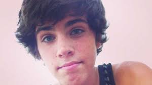 Teen dies after collapsing during basketball game