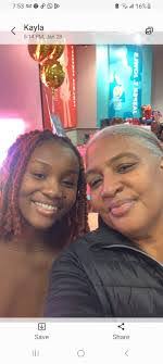 Donna Bender's Instagram, Twitter & Facebook