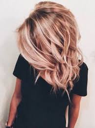 Rose gold hair blonde, hair styles, hair highlights tendance cheveux 2019 : 7 Meilleures Idees Sur Blond Rose Dore Coiffure Cheveux Couleur Cheveux