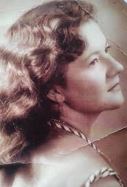 NÉSTOR SERRANO CAPACHO, (Galán, 20/5/1962). Hijo de SAÚL SERRANO RUEDA,  (Galán, 1927) y AURA SERRANO LOZANO. ©Rodolfo Useche Melo Abuelos Paternos:  JOSÉ PEREGRINO SERRANO DÍAZ y FILOMENA RUEDA MARTÍNEZ. Abuelos Maternos:  CRICENCIANO