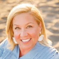 Michelle Boyes's Instagram, Twitter & Facebook