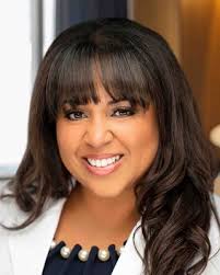 Candice Webb's Instagram, Twitter & Facebook