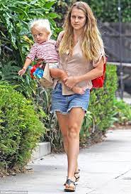 Teresa palmer and her husband mark webber are starring in the upcoming movie the place of no words and their son bodhi is making his acting debut in the film! Teresa Palmer Takes Son Bodhi To Swimming Lessons In California Daily Mail Online
