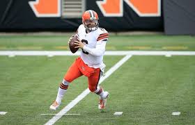 Numbers and letters are in white. Grading The Nfl S 7 Refreshed Uniforms At The 2020 Midpoint