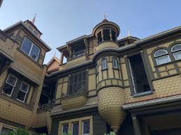 The Archetype of the Haunted House, Winchester Mystery House and Crimson  Peak | by Jeannette Ng | Medium