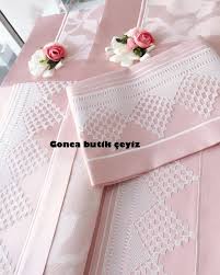 Instagram Da Gonca Butik Ceyiz Sevgili Kubra Ozdemir In 2 Kez Tercihi Olduk 2 Gelin Pikesi Hazirladik Ceyizi Icin Igne Dantelind Sevgililer Dantel Gelin