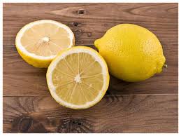 One lemon can produce an average of 3 tablespoons of lemon juice. Lemon Vs Lime Nimbu Vs Mausami Difference What S The Difference Between Lime And Lemon The Times Of India