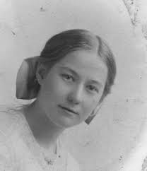 Elaine Victoria Lowis (1898 -1937)