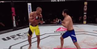Khabib nurmagomedov reaction after getting kicked to the head by the edson barboza spinning heel kick ko. Tony Ferguson Takes Edson Barboza Spinning Heel Kick Clean To The Face Barely Flinches Sherdog Forums Ufc Mma Boxing Discussion