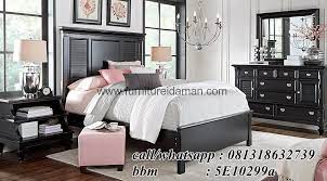 Set Tempat Tidur Minimalis Eropanian Model Ski 08 Furniturejepara Dipan Jepara Dipan Min Queen Bedroom Furniture Bedroom Sets Furniture King King Bedroom Sets