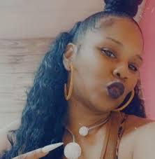 Latoria Owens's Instagram, Twitter & Facebook