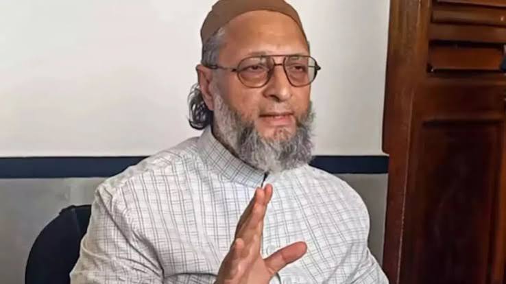 Asaduddin Owaisi,I Love Muhammad विवाद पर आया असदुद्दीन ओवैसी का कमेंट, कहा- 'मुसलमानों की आस्था तब तक अधूरी है जब तक...' - asaduddin owaisi aimim reacts to i love muhammad row, says