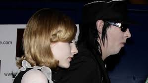 Изучайте релизы marilyn manson на discogs. Marilyn Manson Evan Rachel Wood Erhebt Schwere Missbrauchsvorwurfe Gegen Den Sanger