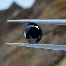 حجر الألماس الأسود الخصائص وعوامل الجودة بالصور أحجار كريمة