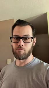 Ronald Picard 🏳️‍🌈 (@dad_bod85)