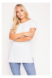 Des tshirts de marque à petits prix. Long T Shirt Asymetrique Blanc