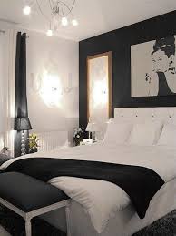 Romantic Black And Gold Bedroom Decor 30 Romantic Black And White Bedroom Ideas You Will Totally Love White Bedroom Decor White Bedroom Design Black White Bedrooms