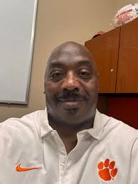 Let's welcome our new members! Justina Strickler Confer, Cindy Sullivan  Oliver, Jamaal Fudge, Kevin E. Collins, Misha Nicole, RJ Johnson, Josh  Grizzell, Kim Smith, Johnny Bland, Stewart Winslow, Jane Crawford Crews,  Donna