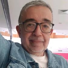 Gran equipo Terramar SBH, premiación al trabajador del mes, Eric Alarcón.