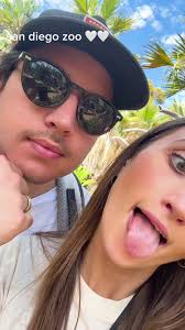 Emily Knott (@emilyknott)