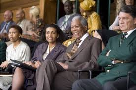Dört kez oscar ödülü kazanan clint eastwood (million dollar baby/milyonluk bebek, unforgiven/affedilmeyen) tarafından yönetilen yenilmez (invinctus), nelson mandela'nın (morgan freeman). Invictus Filme Cinema10 Com Br