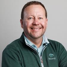 Great work to Erin Malone for being named to CRN's 2021 Channel Chiefs  list! 💪 "Erin led several channel initiatives across the Americas, one  being a sales reorganization, which created three new… |