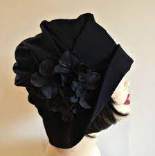 1920 Vintage Style Cloche Hat Flapper Style Hydrangea Flower Pin The Alice Black Wool Black Winter Couture Hat Handm Flapper Style Cloche Hat Hats Vintage