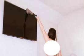 500 dolar amerika atau setara rp19 juta per bln. Loker Cleaning Service Bikin Heboh Syaratnya Wanita Dan Telanjang