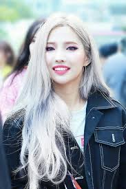Jeon soyeon facts jeon soyeon (전소연) is a solo artist under cube entertainment. Soyeon G Idle No Makeup Gidle G I Dle 2020
