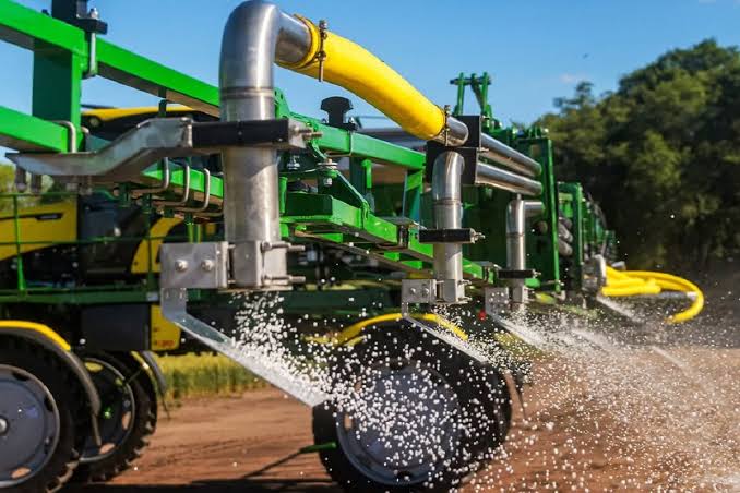 Invezta escala en tecnología para fertilización neumática – Maquinac