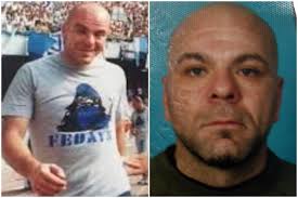 Arrestato Massimiliano Amato, chi è l'ex latitante 'ultras' noto come 'o  bandito: dalla curva B del Napoli al traffico di droga