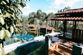 Sungai lepoh hulu langat menyediakan pelbagai fasiliti untuk pengunjung harian ataupun yang ingin bermalam di sini. Ajlaa Village Resort Camp