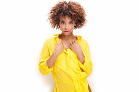 Coloration « blond miel » naturtint. Cheveux Afros Cheveux Crepus Quelle Coloration Utiliser Magazine Avantages