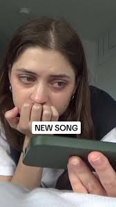 🚨A NEW SONG EVERYBODY!! #lizzymcalpine