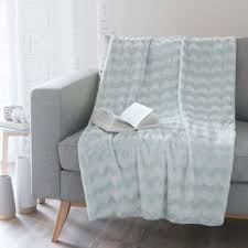 Plaid Vert Menthe 150x230 Maisons Du Monde Decoration Maison Mobilier Maison Meuble Salle A Manger